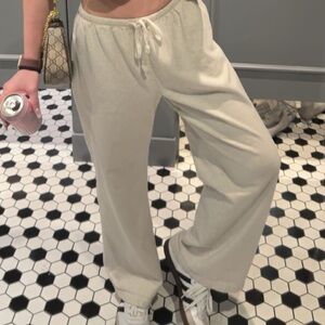 Brandy Melville Pant